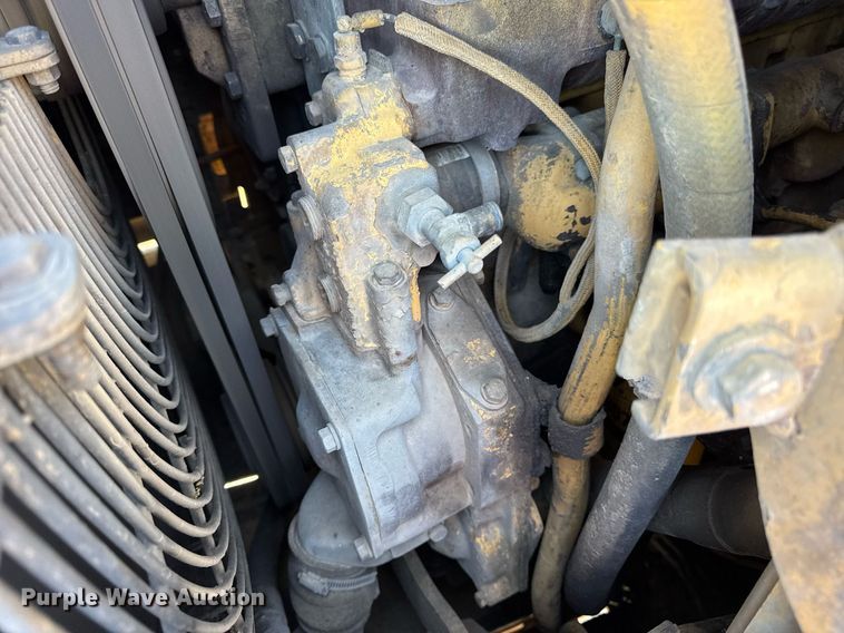 image for item DV4031 1987 Caterpillar 963B  track loader