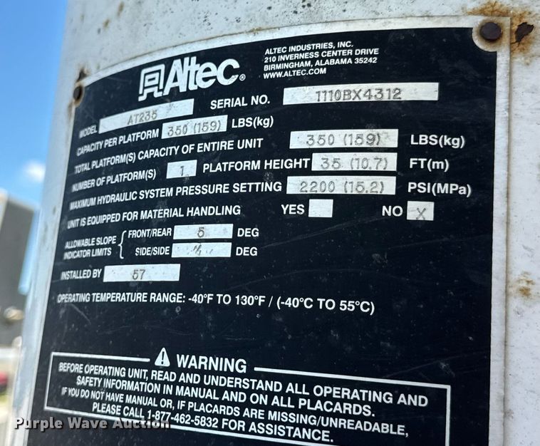 image for item DV4032 2011 Ford F450 Super Duty XL bucket truck