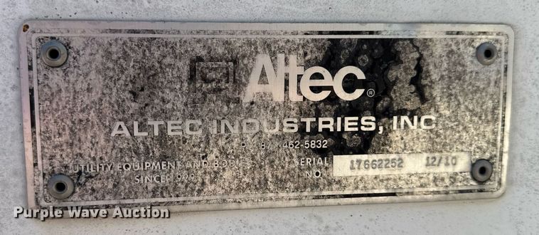 image for item DV4032 2011 Ford F450 Super Duty XL bucket truck