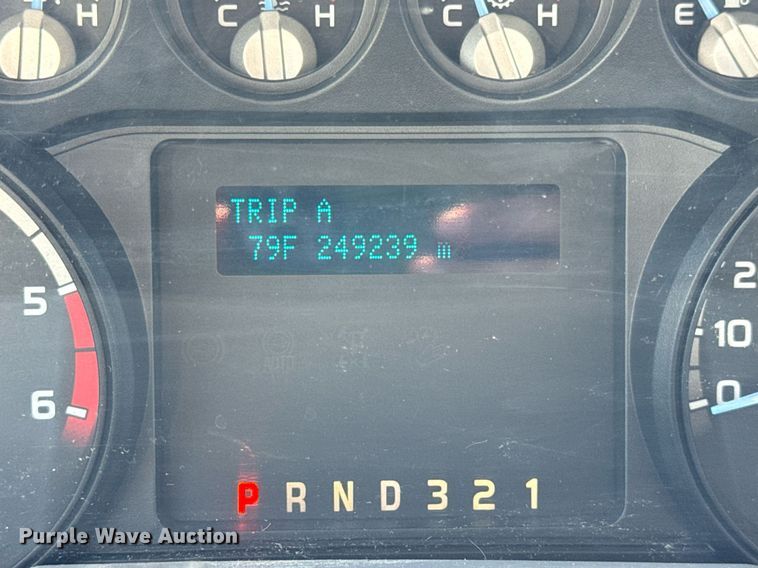 image for item DV4032 2011 Ford F450 Super Duty XL bucket truck