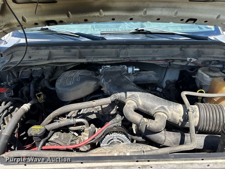 image for item DV4032 2011 Ford F450 Super Duty XL bucket truck