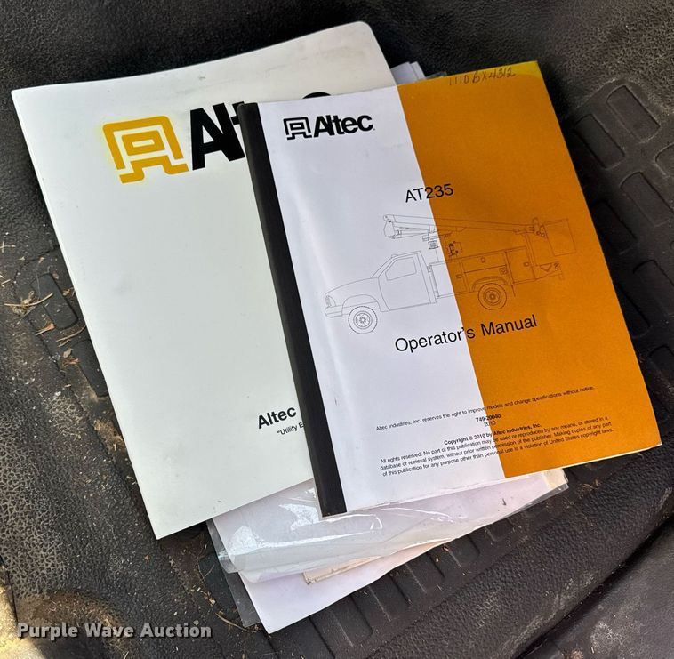 image for item DV4032 2011 Ford F450 Super Duty XL bucket truck