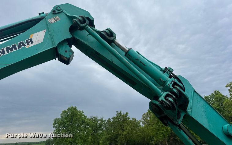 image for item DV4033 Yanmar B7E excavator