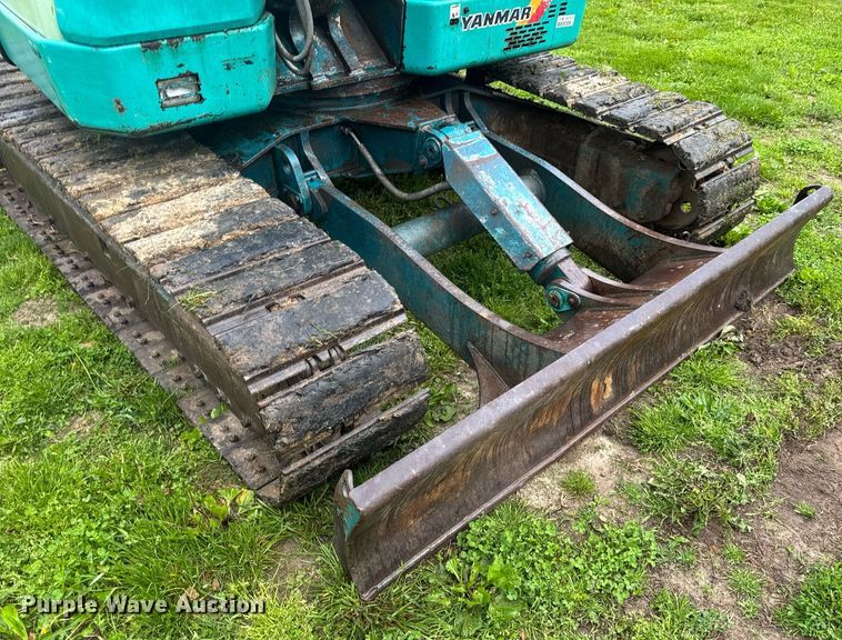 image for item DV4033 Yanmar B7E excavator