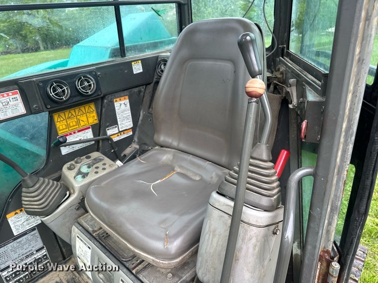 image for item DV4033 Yanmar B7E excavator