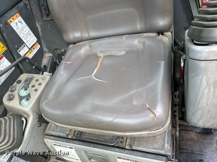 image for item DV4033 Yanmar B7E excavator