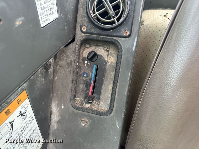 image for item DV4033 Yanmar B7E excavator