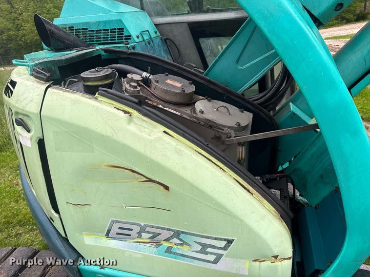 image for item DV4033 Yanmar B7E excavator