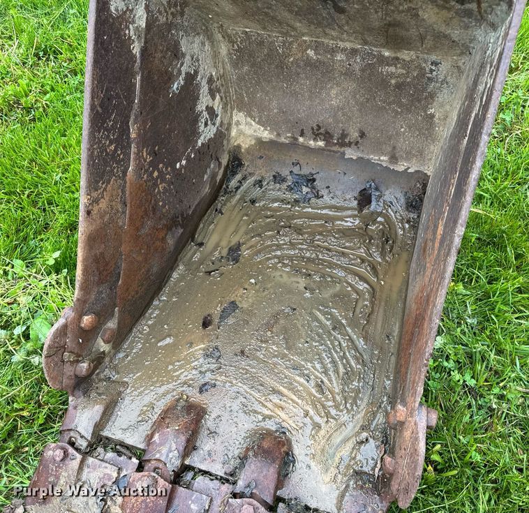 image for item DV4033 Yanmar B7E excavator