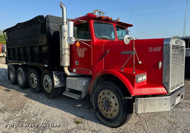image for item DV4036 1987 Freightliner dump truck