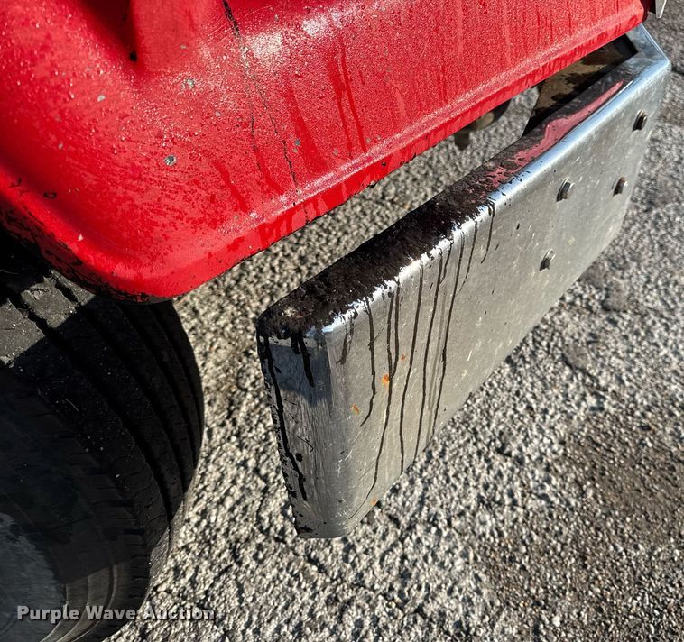 image for item DV4036 1987 Freightliner dump truck