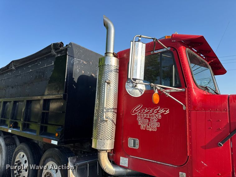 image for item DV4036 1987 Freightliner dump truck