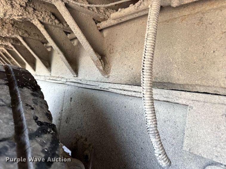 image for item DV4036 1987 Freightliner dump truck