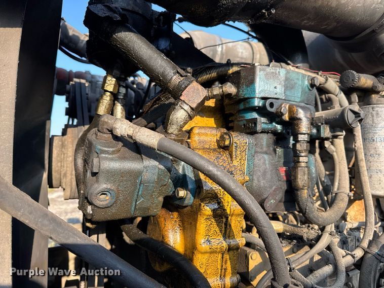 image for item DV4036 1987 Freightliner dump truck