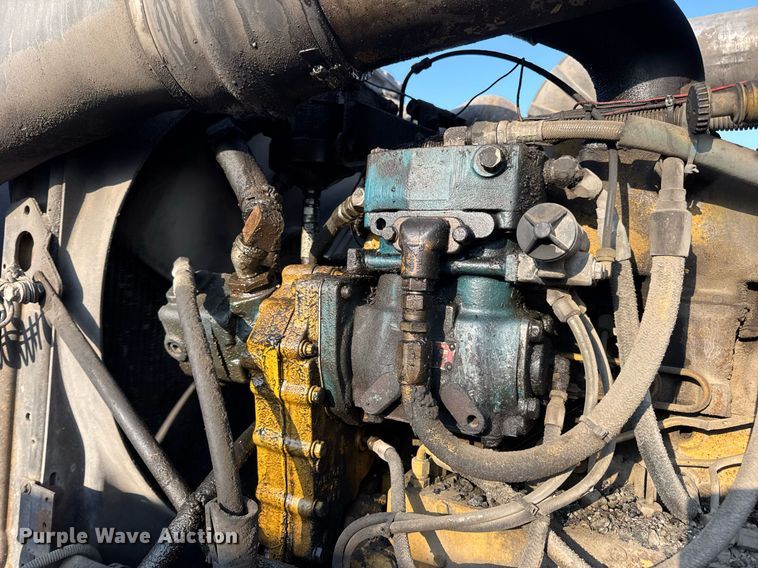 image for item DV4036 1987 Freightliner dump truck