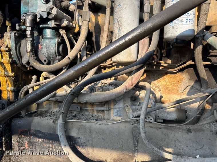 image for item DV4036 1987 Freightliner dump truck