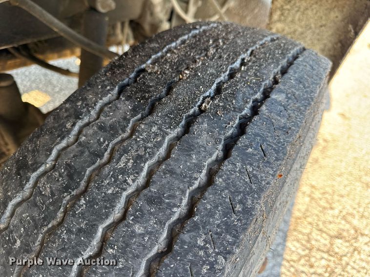 image for item DV4036 1987 Freightliner dump truck