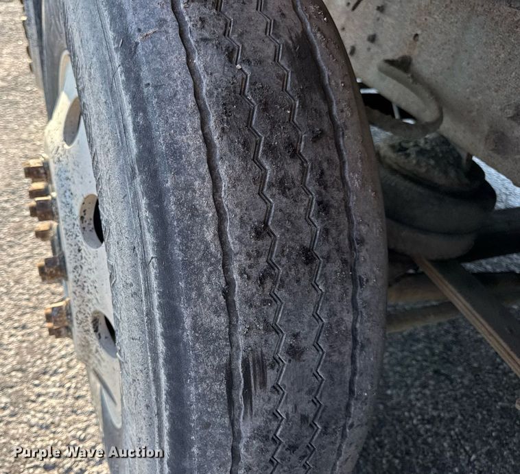 image for item DV4036 1987 Freightliner dump truck