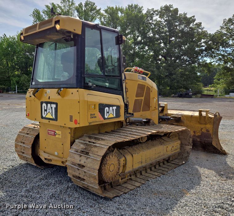 image for item DW7003 2015 Caterpillar D5K2 LGP dozer
