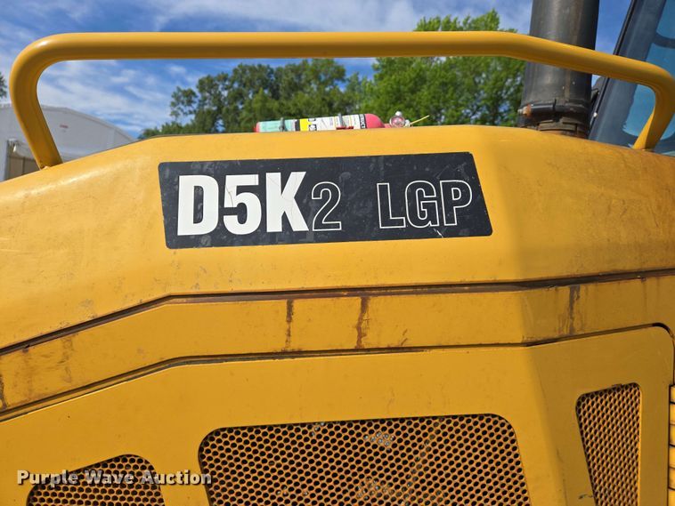 image for item DW7003 2015 Caterpillar D5K2 LGP dozer