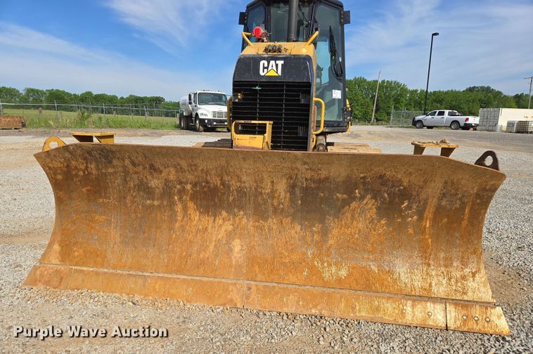 image for item DW7003 2015 Caterpillar D5K2 LGP dozer
