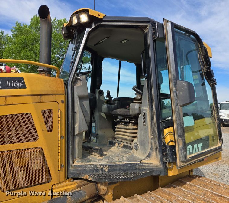 image for item DW7003 2015 Caterpillar D5K2 LGP dozer