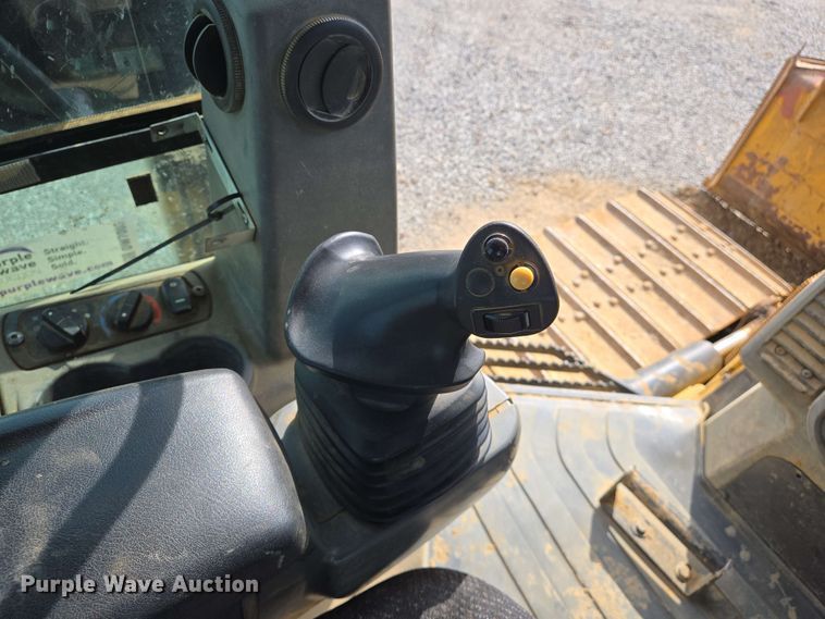 image for item DW7003 2015 Caterpillar D5K2 LGP dozer