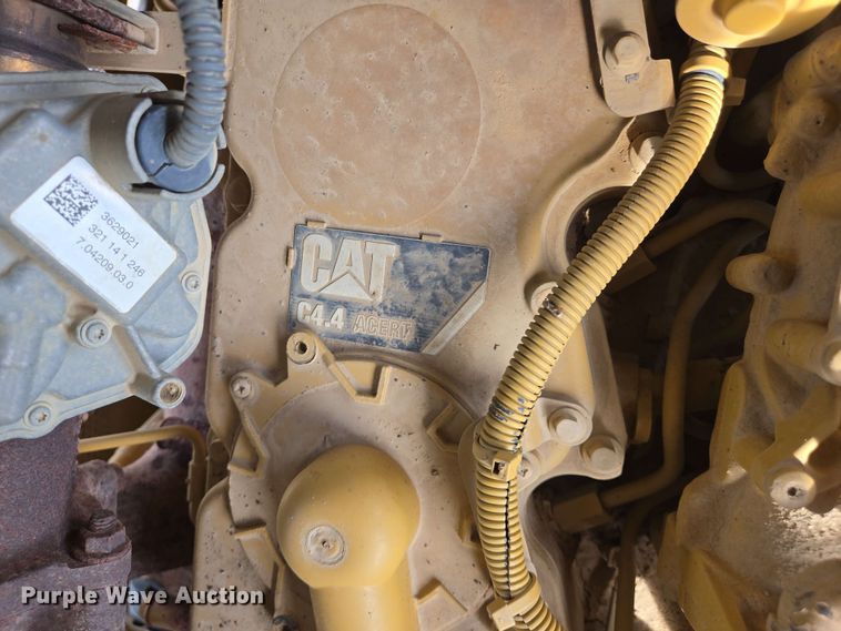 image for item DW7003 2015 Caterpillar D5K2 LGP dozer