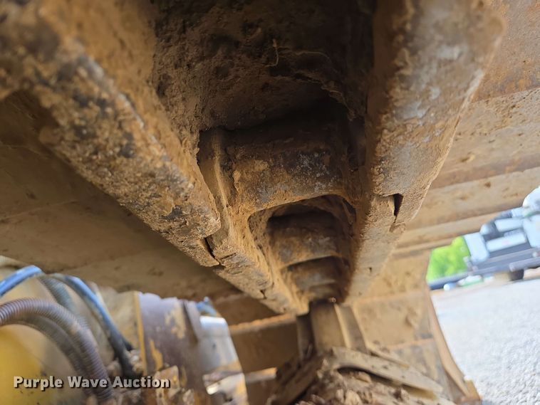 image for item DW7003 2015 Caterpillar D5K2 LGP dozer