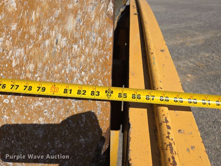 image for item DW7004 2015 Volvo SD160 single drum vibratory roller