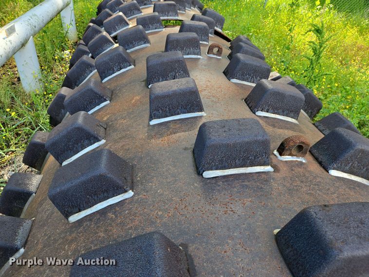 image for item DW7004 2015 Volvo SD160 single drum vibratory roller