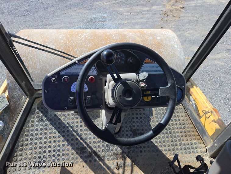 image for item DW7004 2015 Volvo SD160 single drum vibratory roller