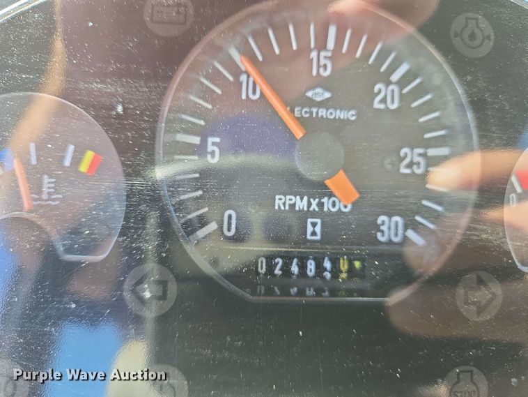 image for item DW7004 2015 Volvo SD160 single drum vibratory roller