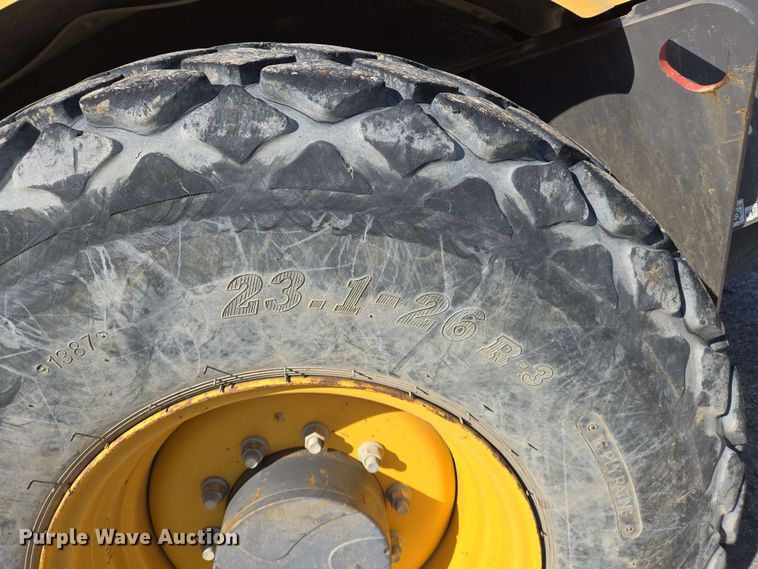 image for item DW7004 2015 Volvo SD160 single drum vibratory roller