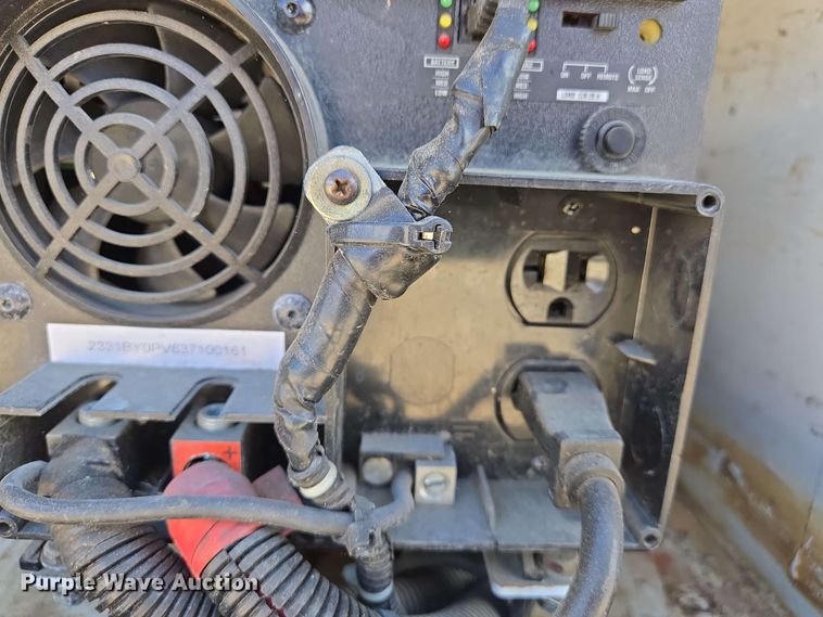 image for item DW7007 2014 Ford F550 XL Super Duty bucket truck