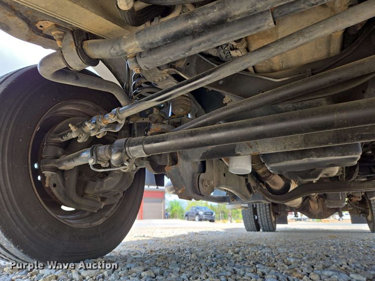 image for item DW7007 2014 Ford F550 XL Super Duty bucket truck