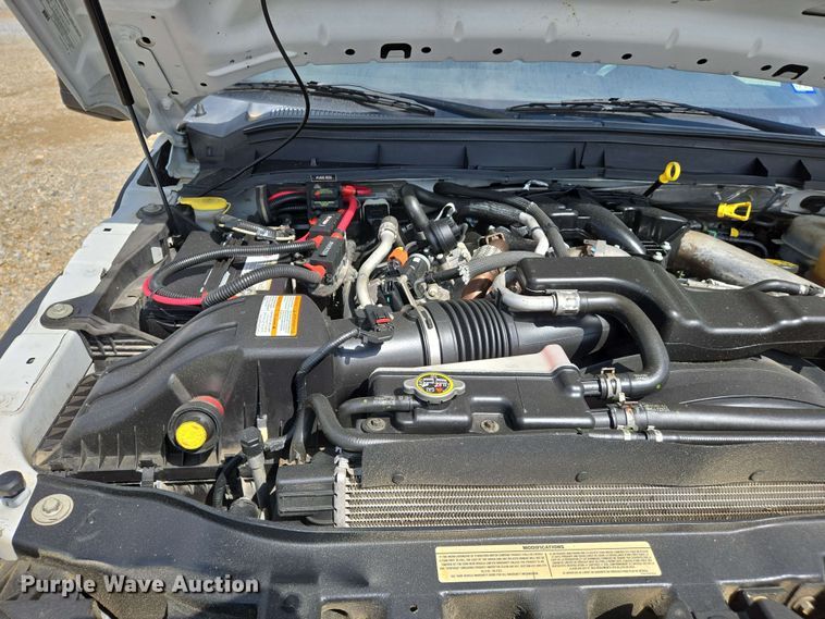 image for item DW7007 2014 Ford F550 XL Super Duty bucket truck