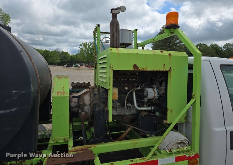 image for item DW7008 2015 Ford F550 XL Super Duty hydro jetter truck