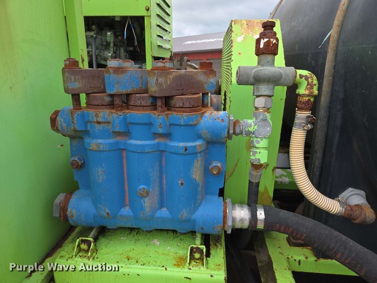 image for item DW7008 2015 Ford F550 XL Super Duty hydro jetter truck