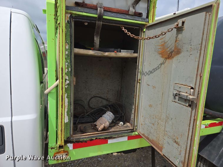 image for item DW7008 2015 Ford F550 XL Super Duty hydro jetter truck