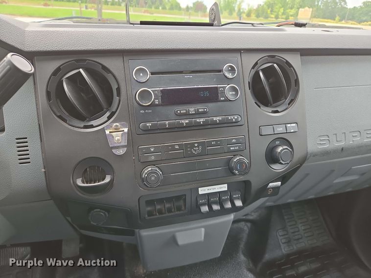 image for item DW7008 2015 Ford F550 XL Super Duty hydro jetter truck