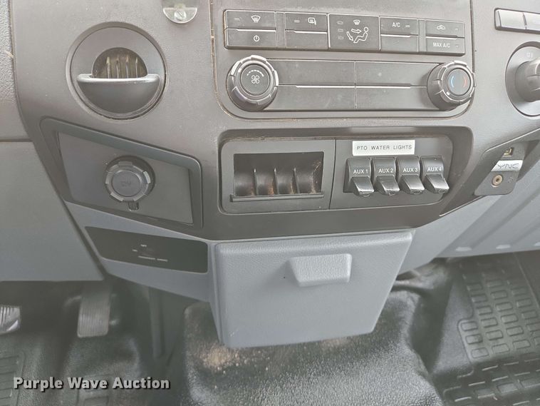 image for item DW7008 2015 Ford F550 XL Super Duty hydro jetter truck