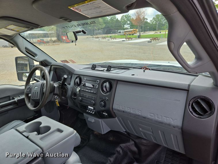 image for item DW7008 2015 Ford F550 XL Super Duty hydro jetter truck