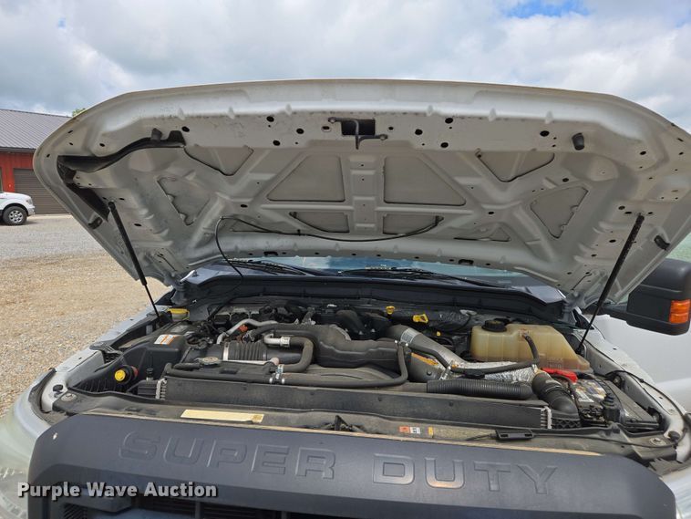 image for item DW7008 2015 Ford F550 XL Super Duty hydro jetter truck