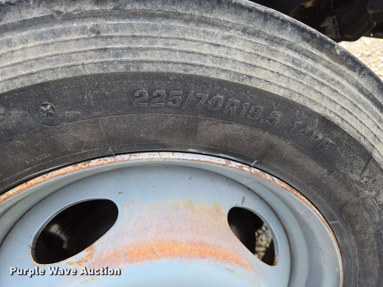 image for item DW7008 2015 Ford F550 XL Super Duty hydro jetter truck