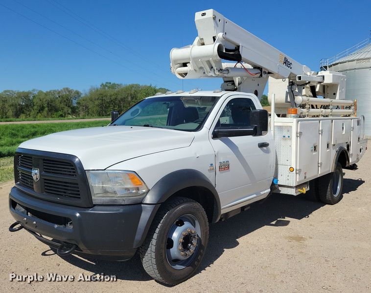 image for item DX6962 2012 Dodge 5500 bucket truck