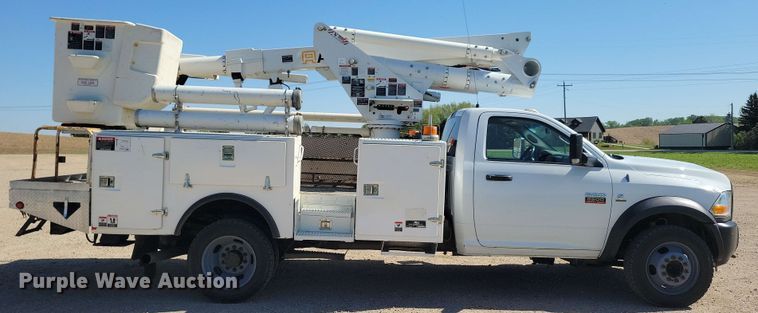image for item DX6962 2012 Dodge 5500 bucket truck