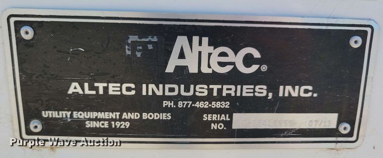 image for item DX6962 2012 Dodge 5500 bucket truck