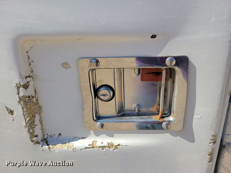 image for item DX6962 2012 Dodge 5500 bucket truck