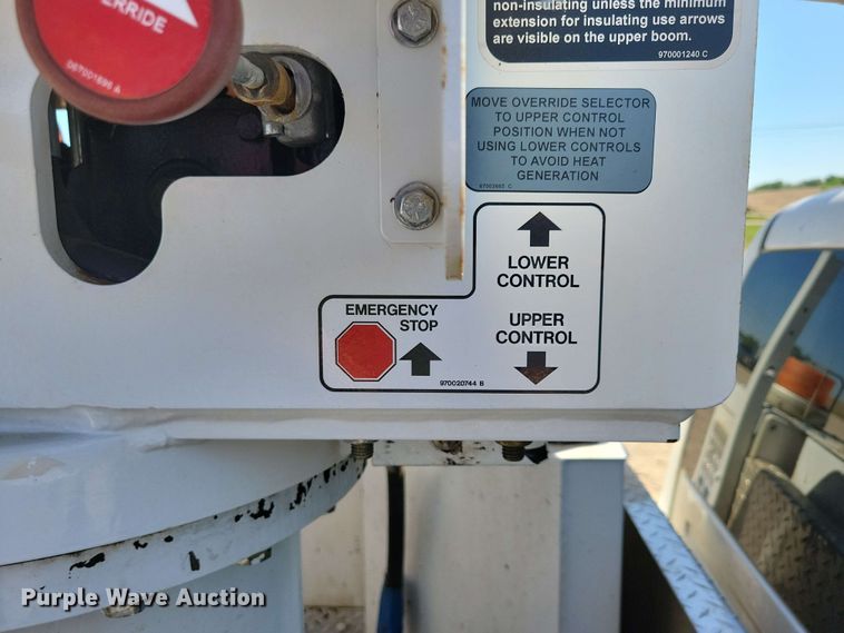 image for item DX6962 2012 Dodge 5500 bucket truck